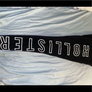 Hollister black leggings with logo